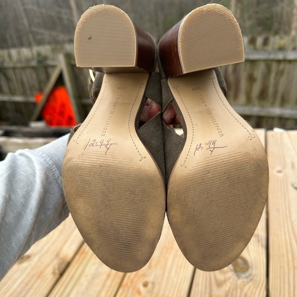 Tommy Hilfiger Olive Green Suede TW Peppy Peep Toe Stacked Heel Ankle Sandals - Picture 7 of 8